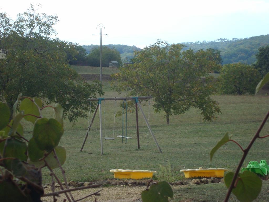 Le Bonheur dans notre Pré Sainte-Mondane Exterior foto